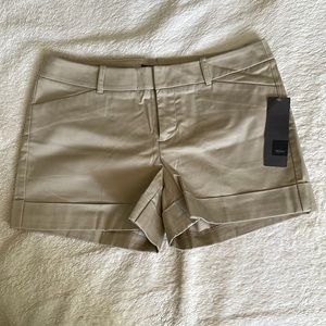 Mossimo khaki Shorts